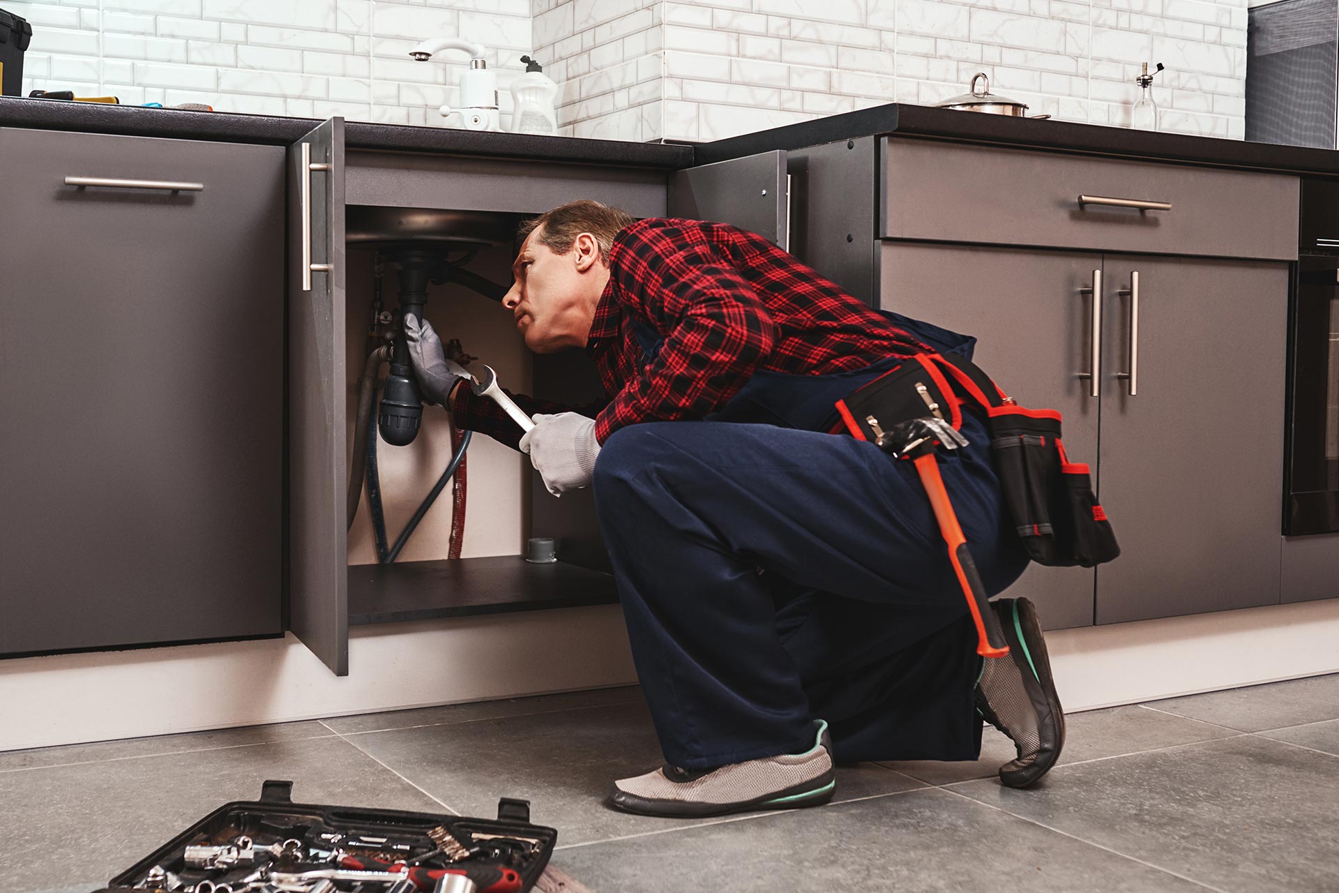 Understanding Commercial Plumbing: What Every Facility Manager Should Know