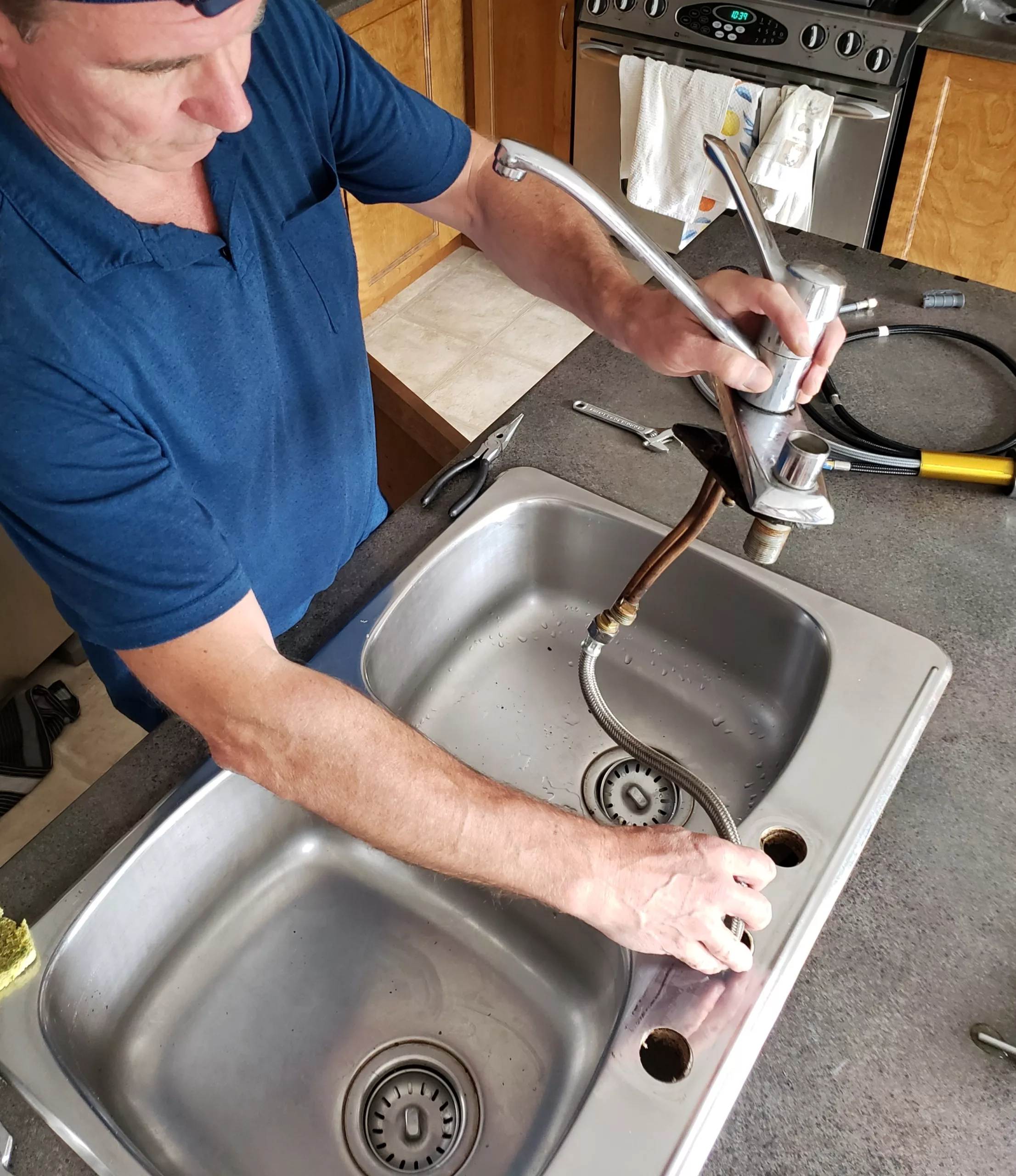 Faucet repair, chicago faucet repair, faucet leak, drip, replacing a faucet